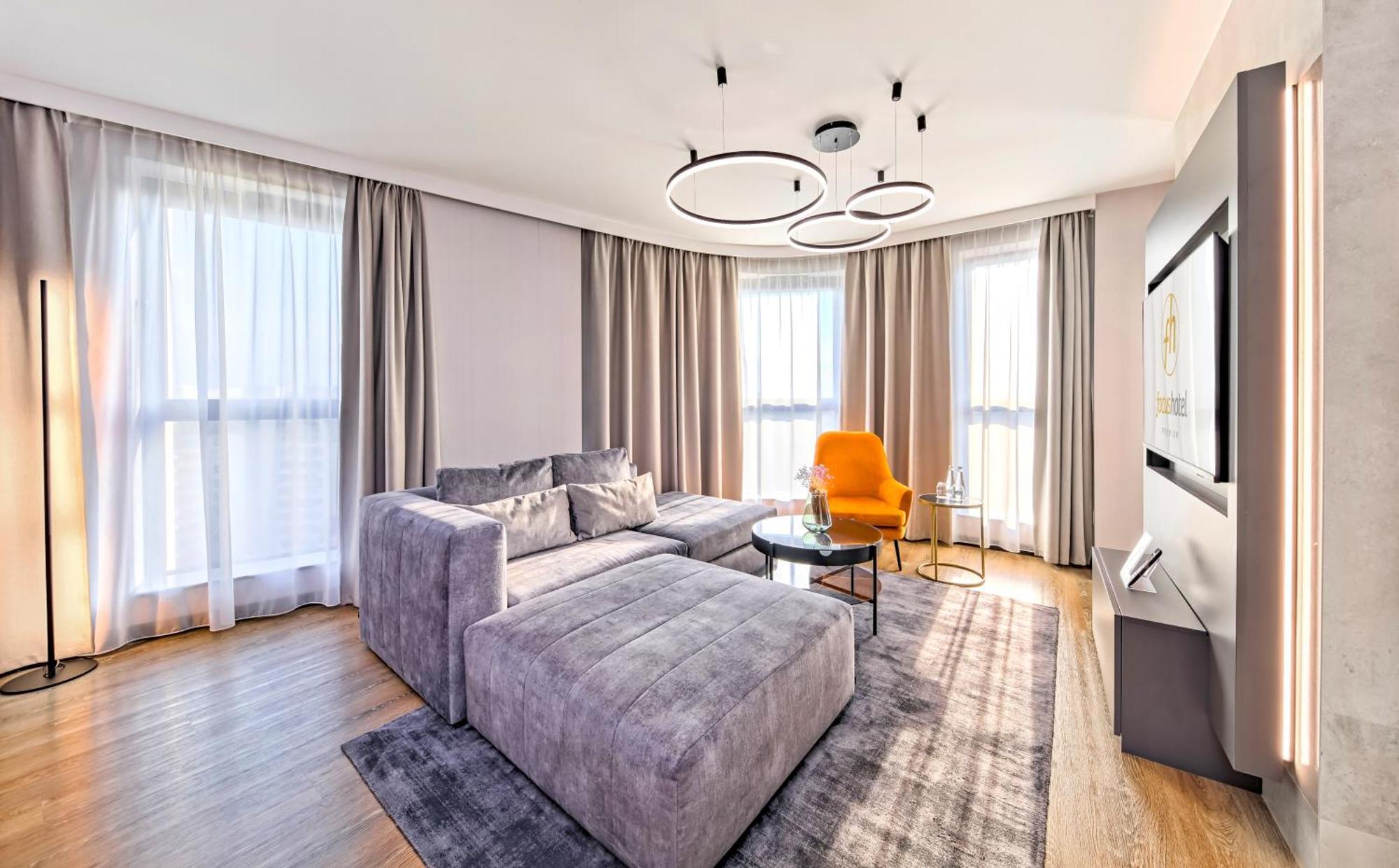 Hotell Focus Premium Warszawa